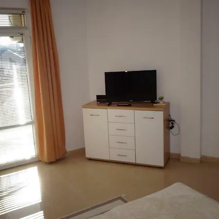 Apartment Bogoridi *