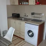 Bogoridi شقة